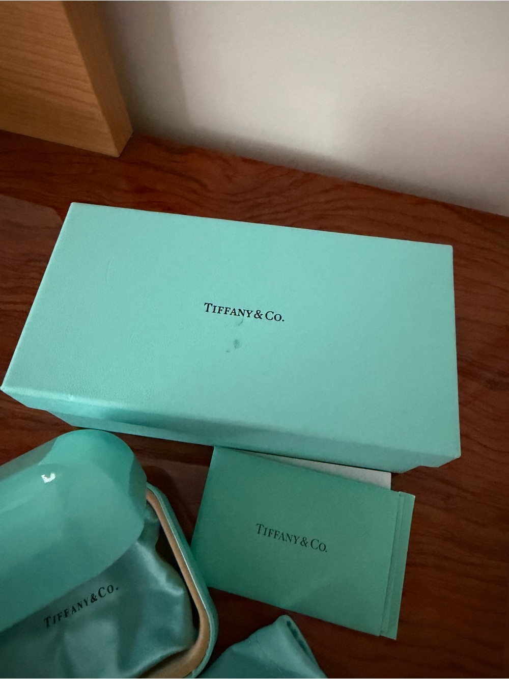 Tiffany & Co. Black Women's Sunglasses with Tiffany Blue Case and Pouch - Picture 6 of 9